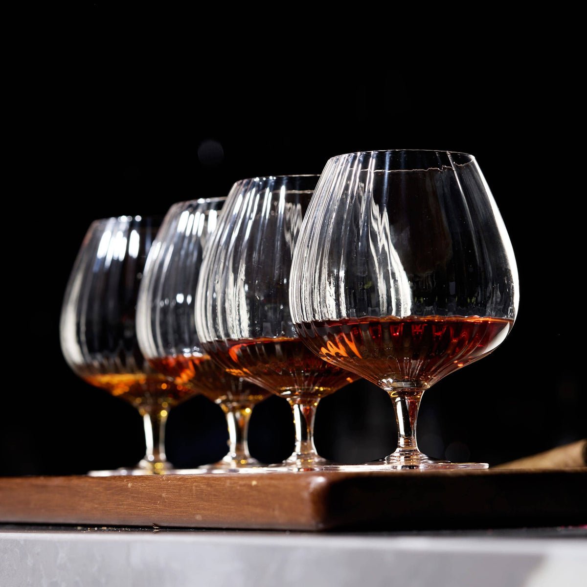 Whiskey Bourbon Brandy Crystal Glasses Snifter 20oz (1pc) 2